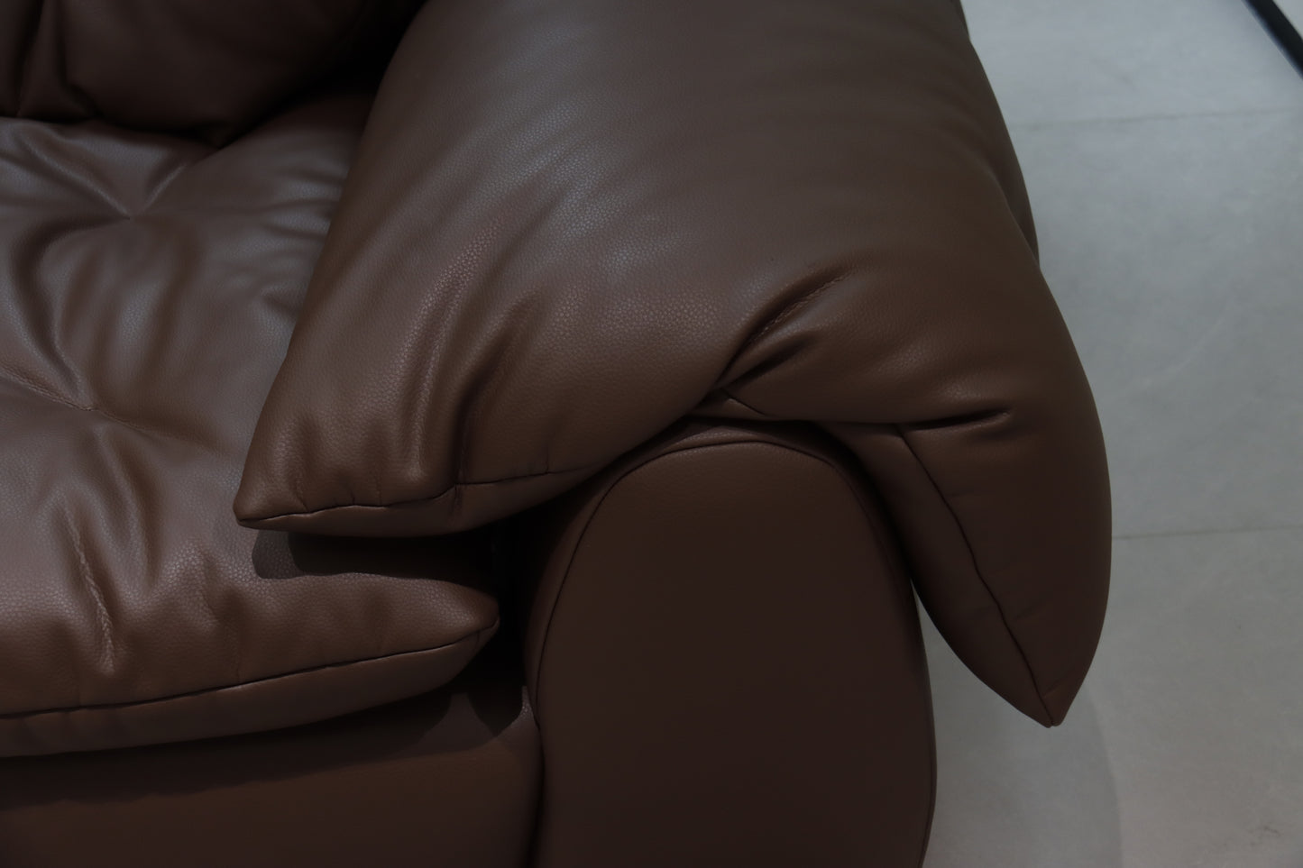 Elephant Ear Leahter Sofa