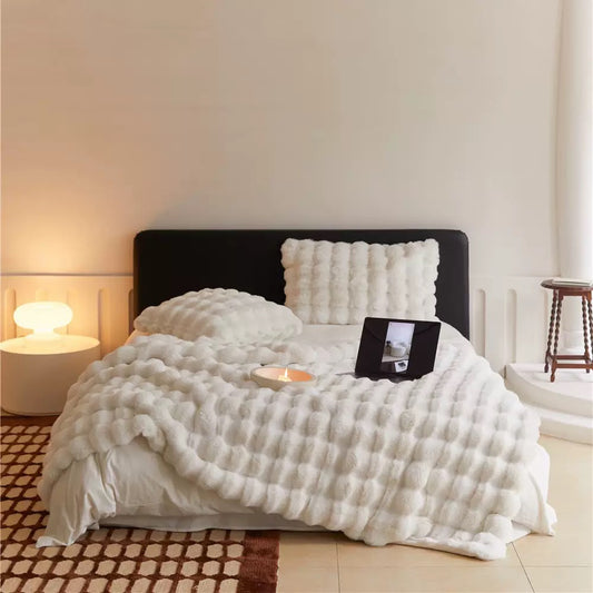 Bubble Faux Rabbit Fur Throw Blanket - White