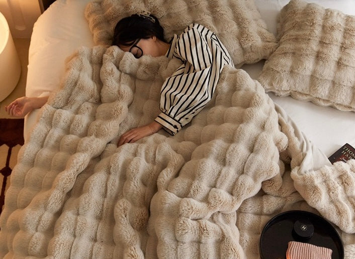 Bubble Faux Rabbit Fur Throw Blanket - Brown
