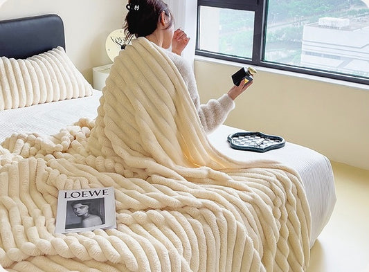 Ultra Soft Faux Rabbit Fur Throw Blanket