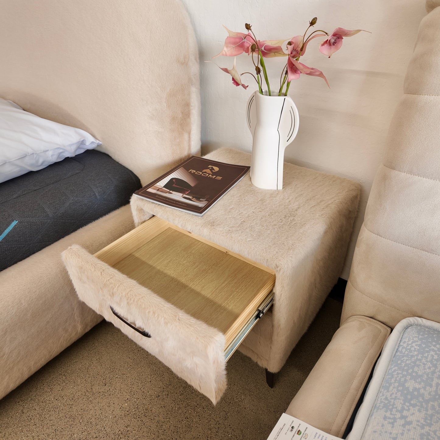 Minimalist Modern Nightstand